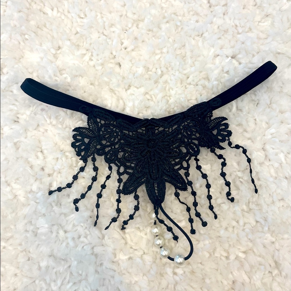 Pearl thong panties